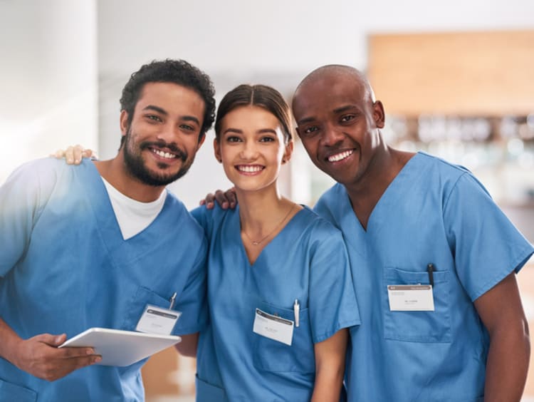 How to Become a Registered Nurse in 6 Steps