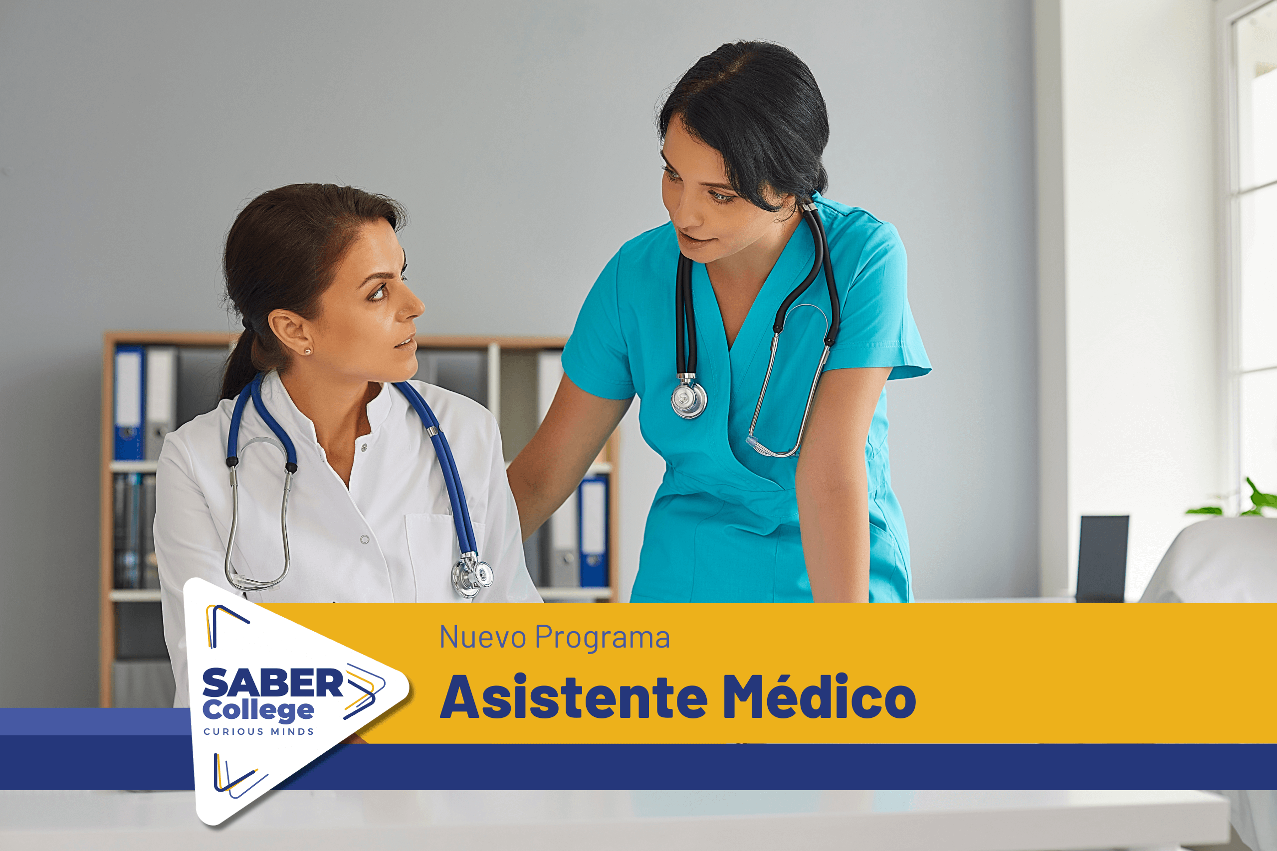 Estudiante de Asistencia Médica conversa con MD